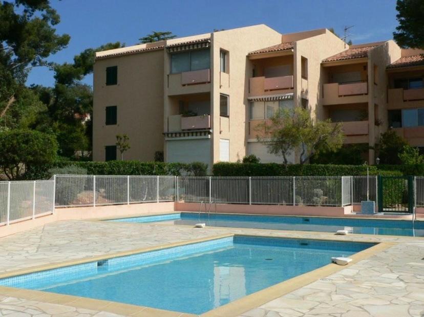 Studio Avec Piscines A 500M De La Plage Bandol Eksteriør bilde